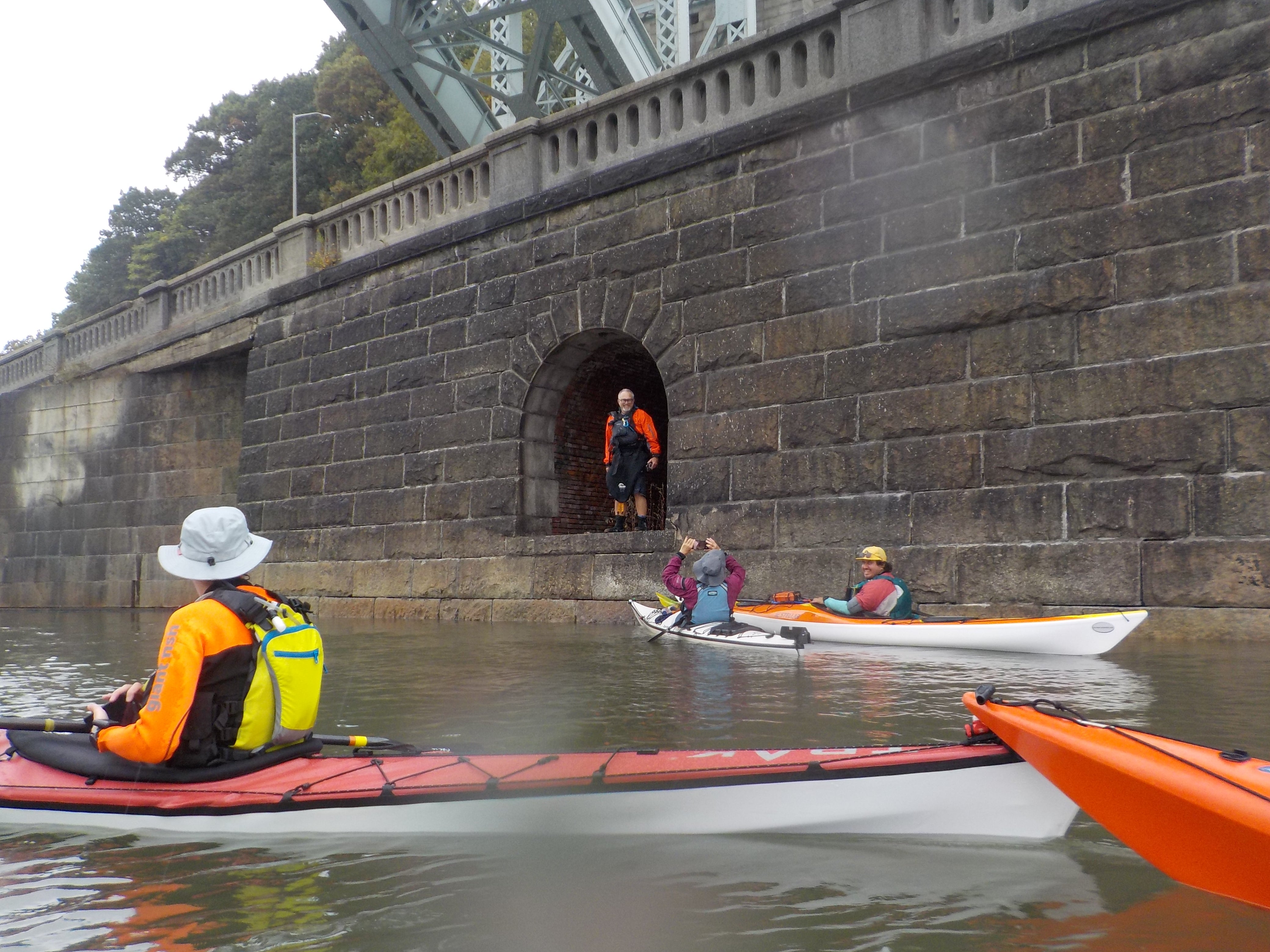 Manhattan Island Circumnavigation, NYC: TRAK Day Tour (May-October)