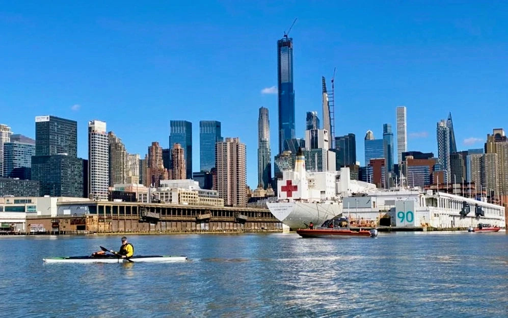 Manhattan Island Circumnavigation, NYC: TRAK Day Tour (May-October)
